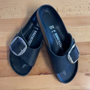 Birkenstock Madrid big buckle sandal Black Size 39 like NEW